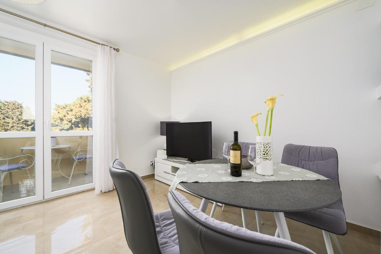 Premium Apartment Peschiera Poreč Exterior foto